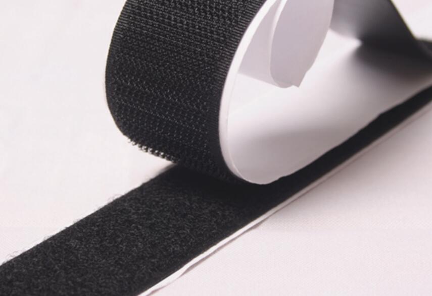Qual é o princípio de funcionamento dos recursos da soldagem ultrassônica com Velcro?