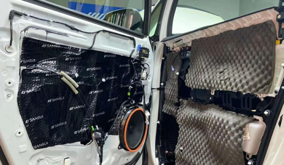 Tecnologia Jiayuanda - Equipamento de soldagem ultrassônica para algodão à prova de som automotivo