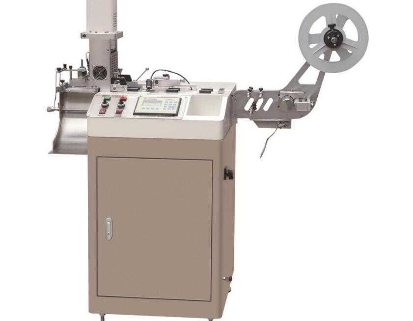 Tecnologia Jiayuanda - Máquina de corte ultra-sônico de etiqueta de alta velocidade, máquina de corte ultra-sônico de etiqueta automática de alta velocidade, máquina de corte de ultra-som de etiqueta de roupa de alta velocidade